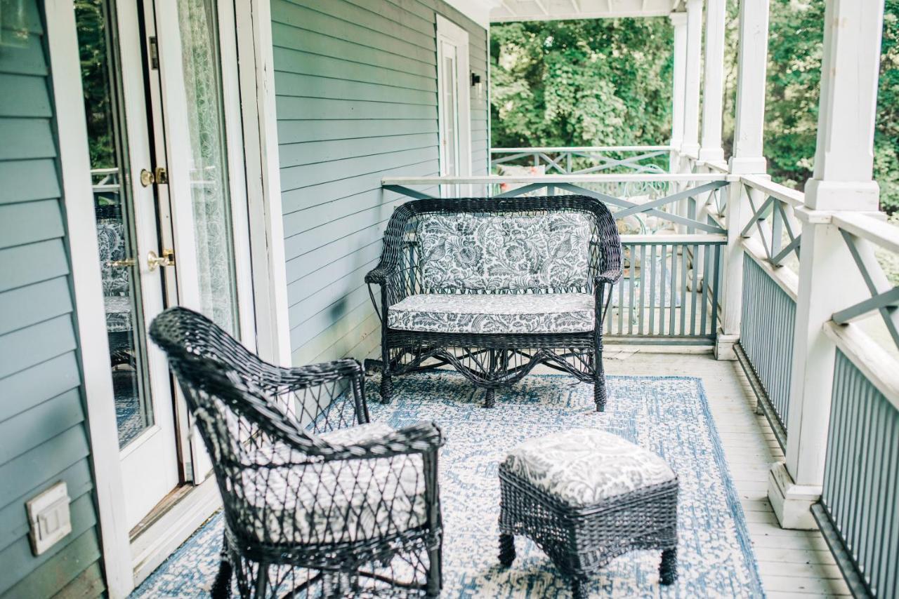 Benn Conger Inn Groton Bagian luar foto