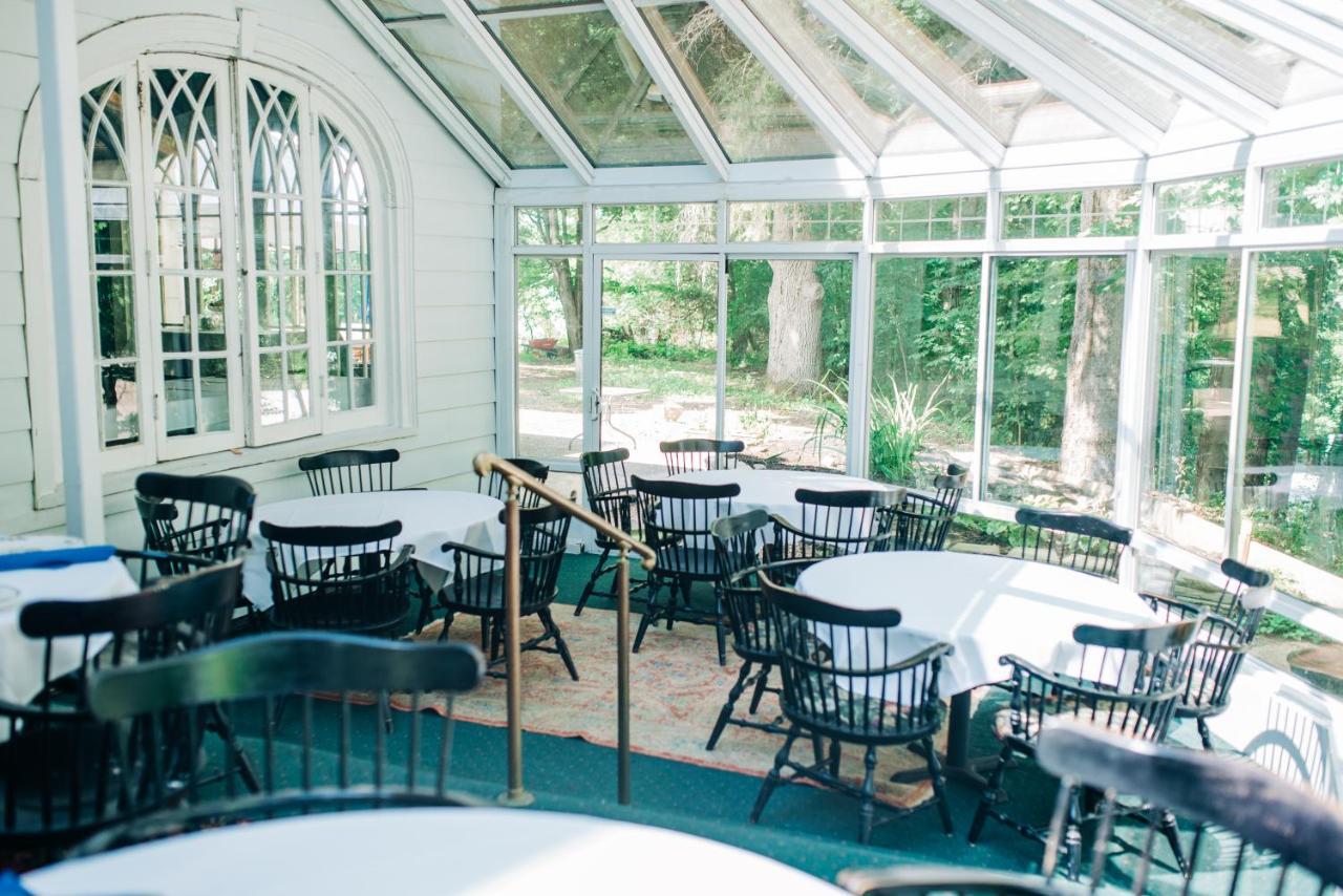 Benn Conger Inn Groton Bagian luar foto