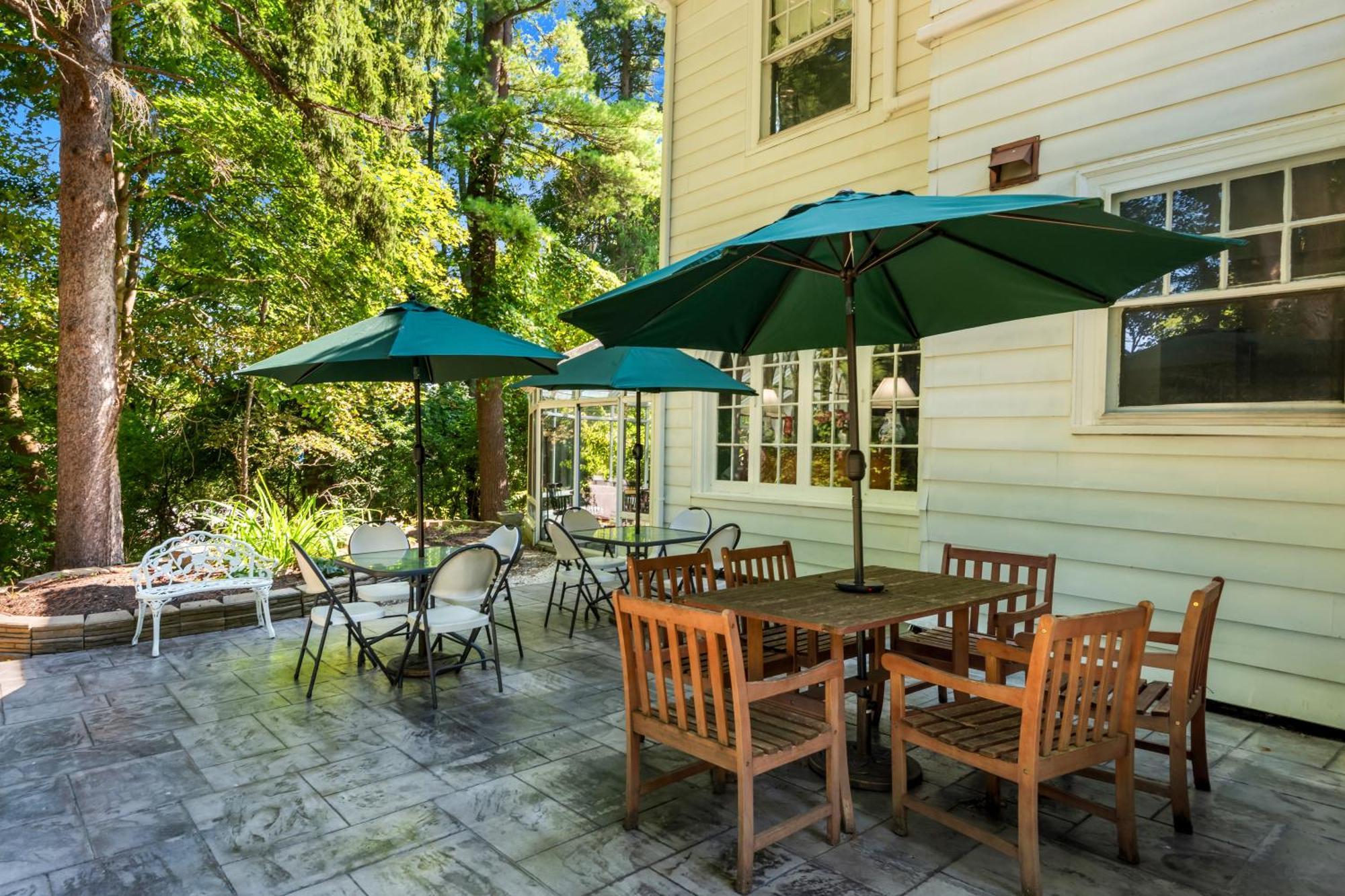 Benn Conger Inn Groton Bagian luar foto